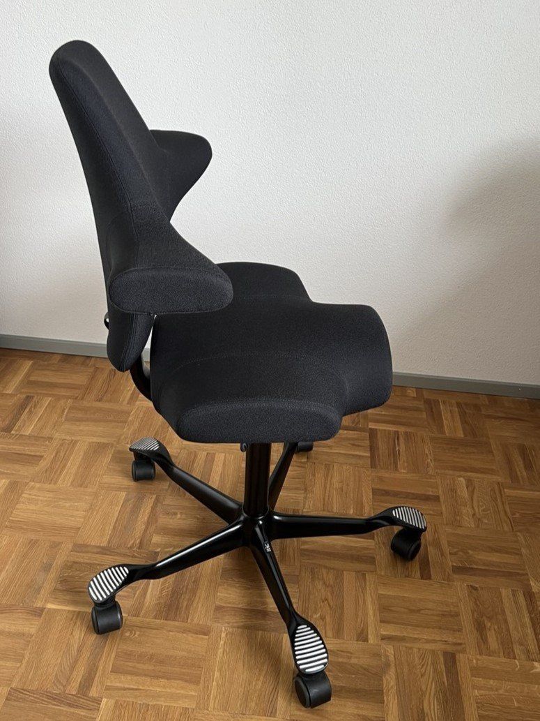 Håg Stühle: HAG Capisco 8106 XTREME schwarz – Gebraucht aus Zürich von JBounceF 2