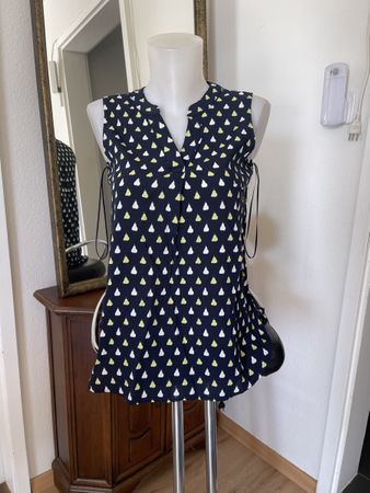 Jolie tunique esprit  38/40 neuve/ SVP lisez bien le texte