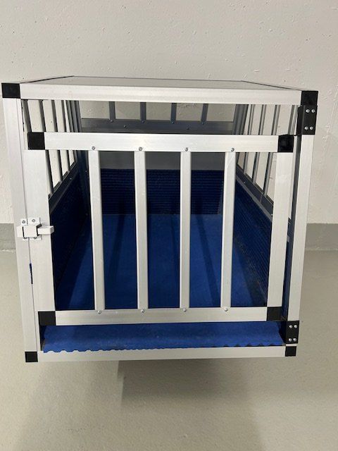 Käfige, Transport & Sicherheit: Hundebox – Gebraucht aus Uzwil von otter13