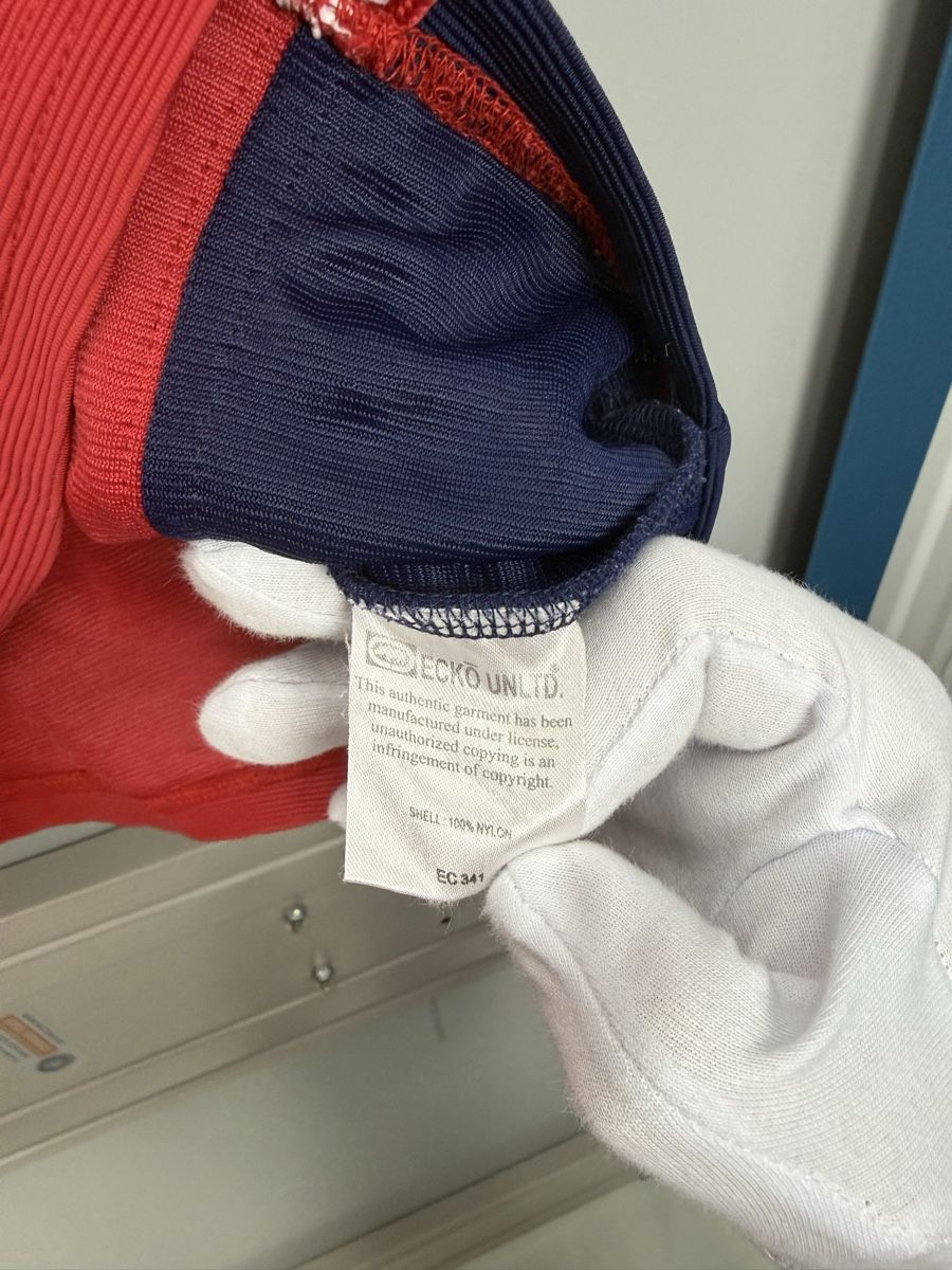 Maillots de corps & Pantalons: Vintage Ecko jersey – D'occasion à Lausanne par Unehistoiredesapes 3
