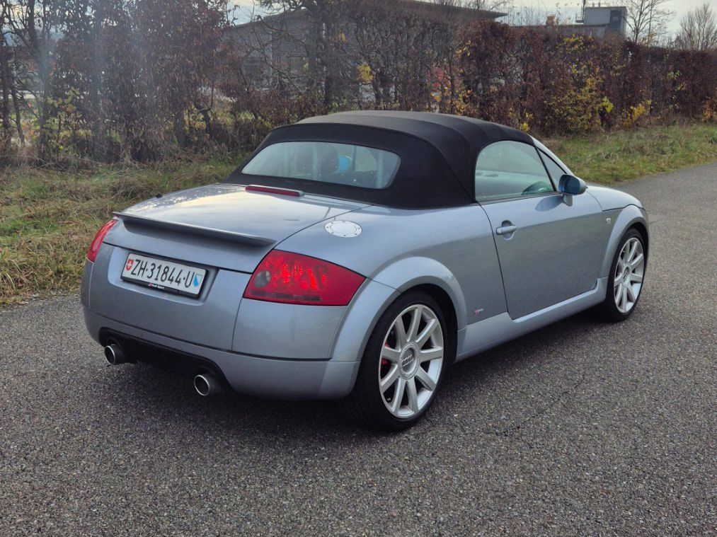 Audi Automobili: Audi TT Cabrio quattro 225PS – Usato da Dübendorf venduto da Boost-Factory 2
