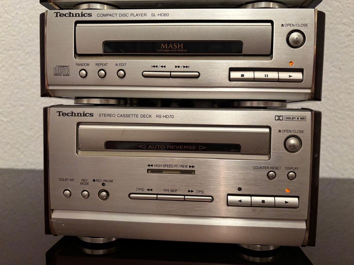 Technics Lettore multimediale & Streamer: Technics Gold HD-Serie Stereoanlage – Usato da Luzern venduto da Fabian_Ni 2