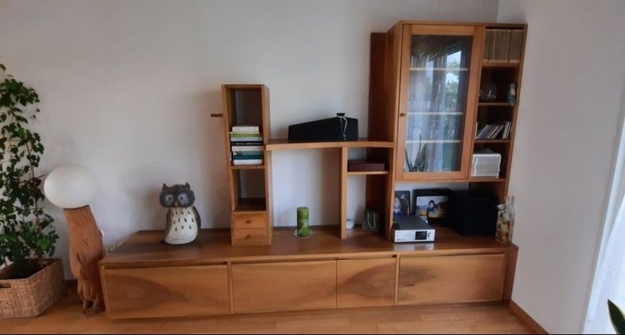 Buffets: Nussbaum Wohnwand /Sideboard – D'occasion à Wuppenau par Haexli2000