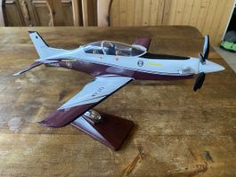 Modellflugzeug Pilatus PC-21 Quatar Luftwaffe 