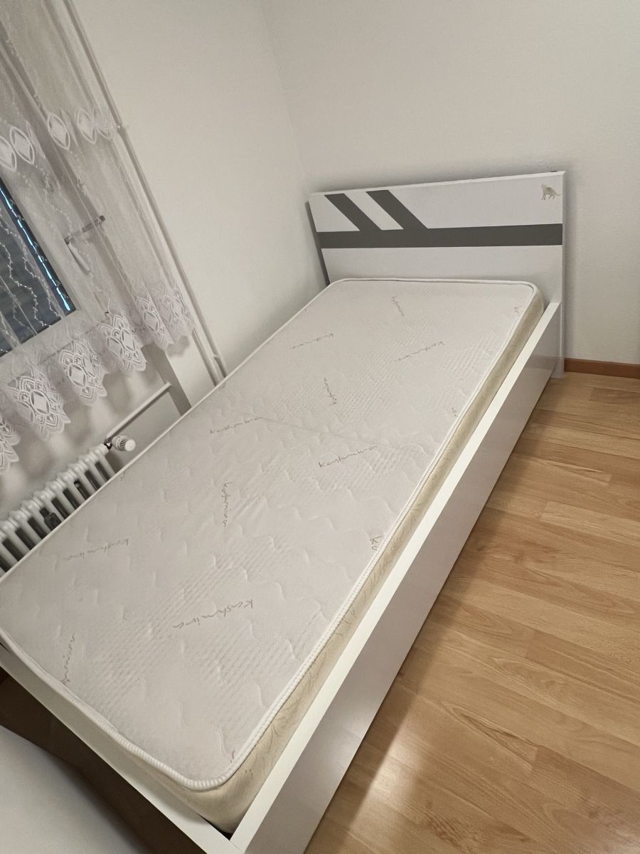 Betten: Bett mit Matratze – Gebraucht aus Ebikon von swiss.shop 2