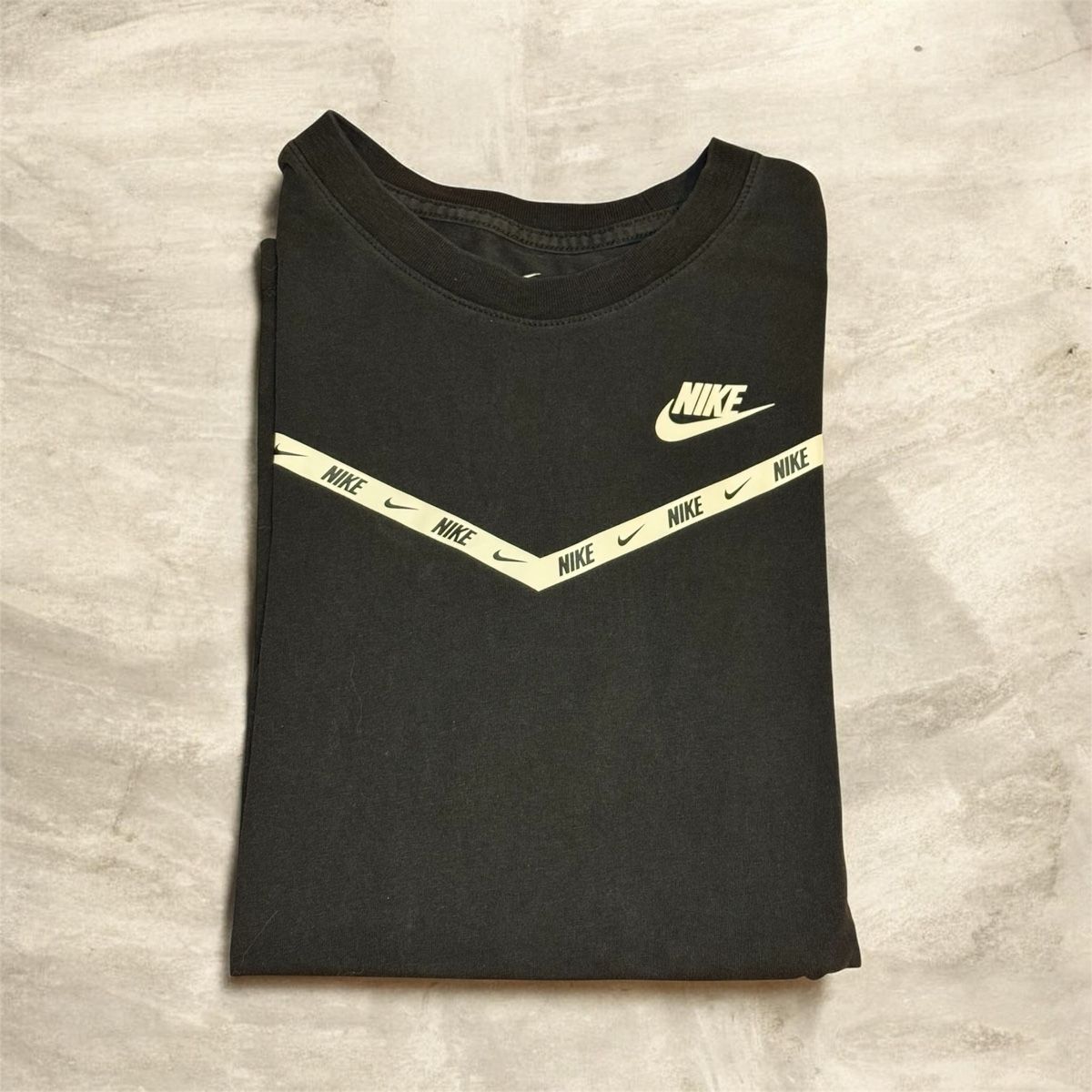 Nike T-Shirts: T-shirt Nike – Neu (gemäss Beschreibung) aus Châtel-St-Denis von Montclair_Swiss