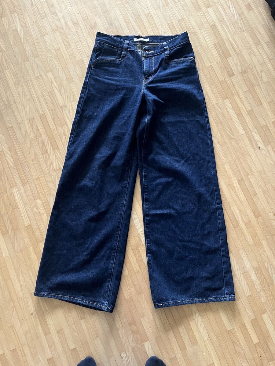 Levi's Jeans: Levis Jeans Baggy Wide leg – Usato da St. Gallen venduto da elli18