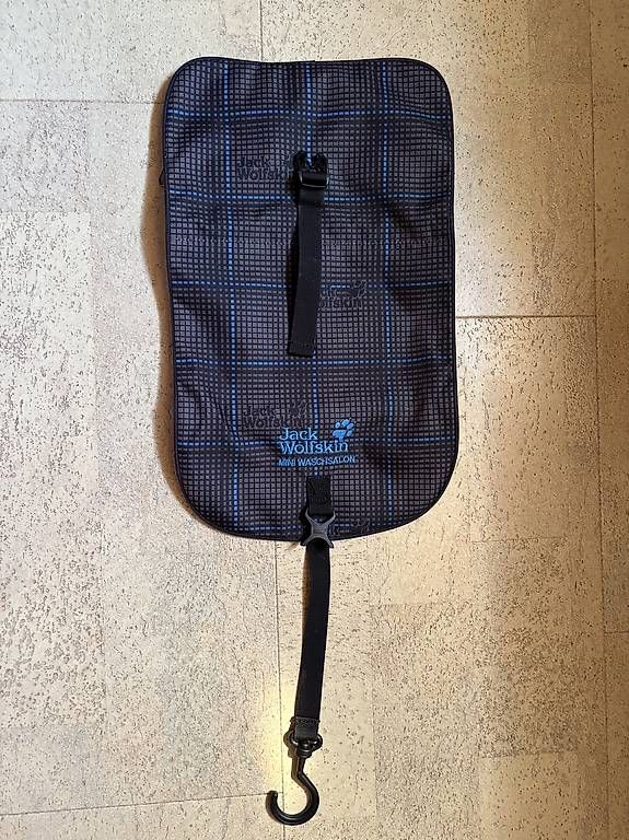 Custodie per cosmetici: Jack Wolfskin Mini Waschsalon – Usato da Brugg AG venduto da nuv_srm8 2