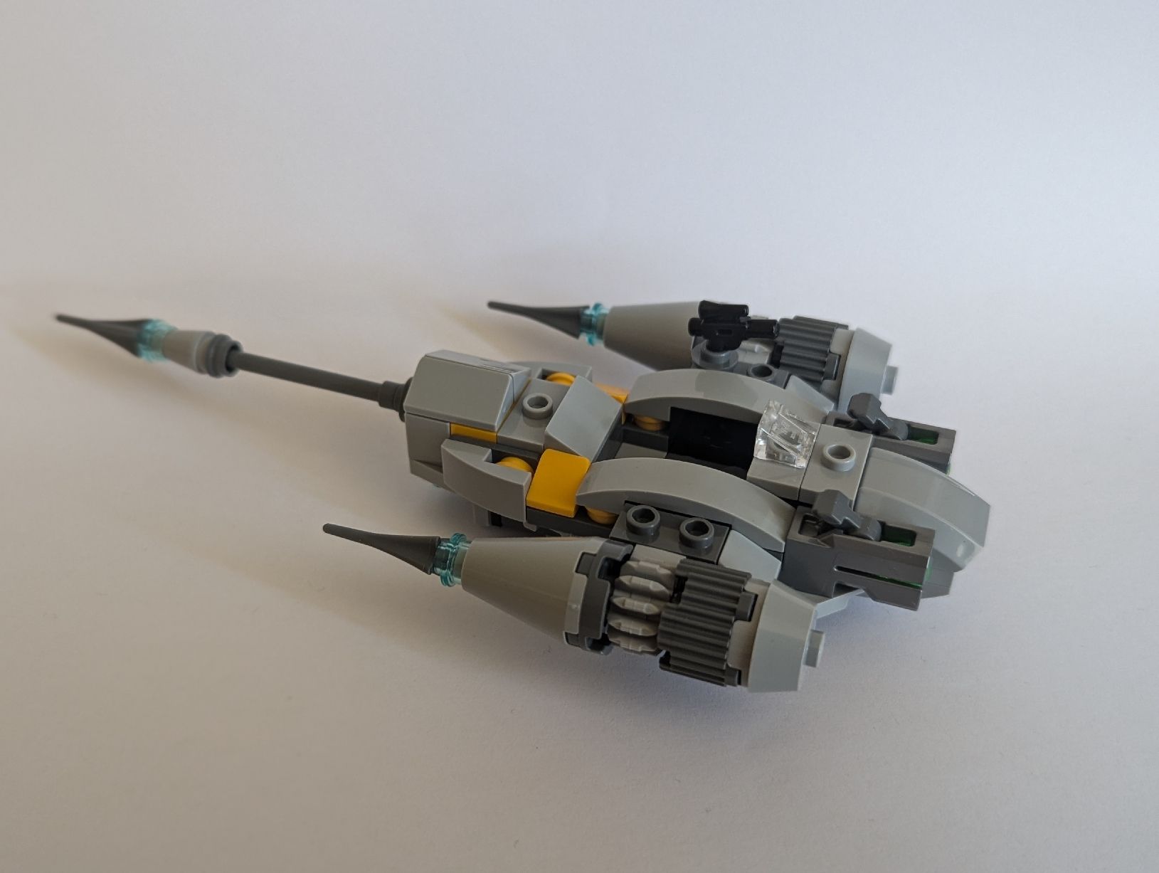Lego Kit di costruzioni: LEGO Microfighter ohne Minifigur – Usato da Trimbach venduto da BrickBase