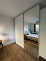 IKEA PAX Kleiderschrank mit Spiegelschiebetüren