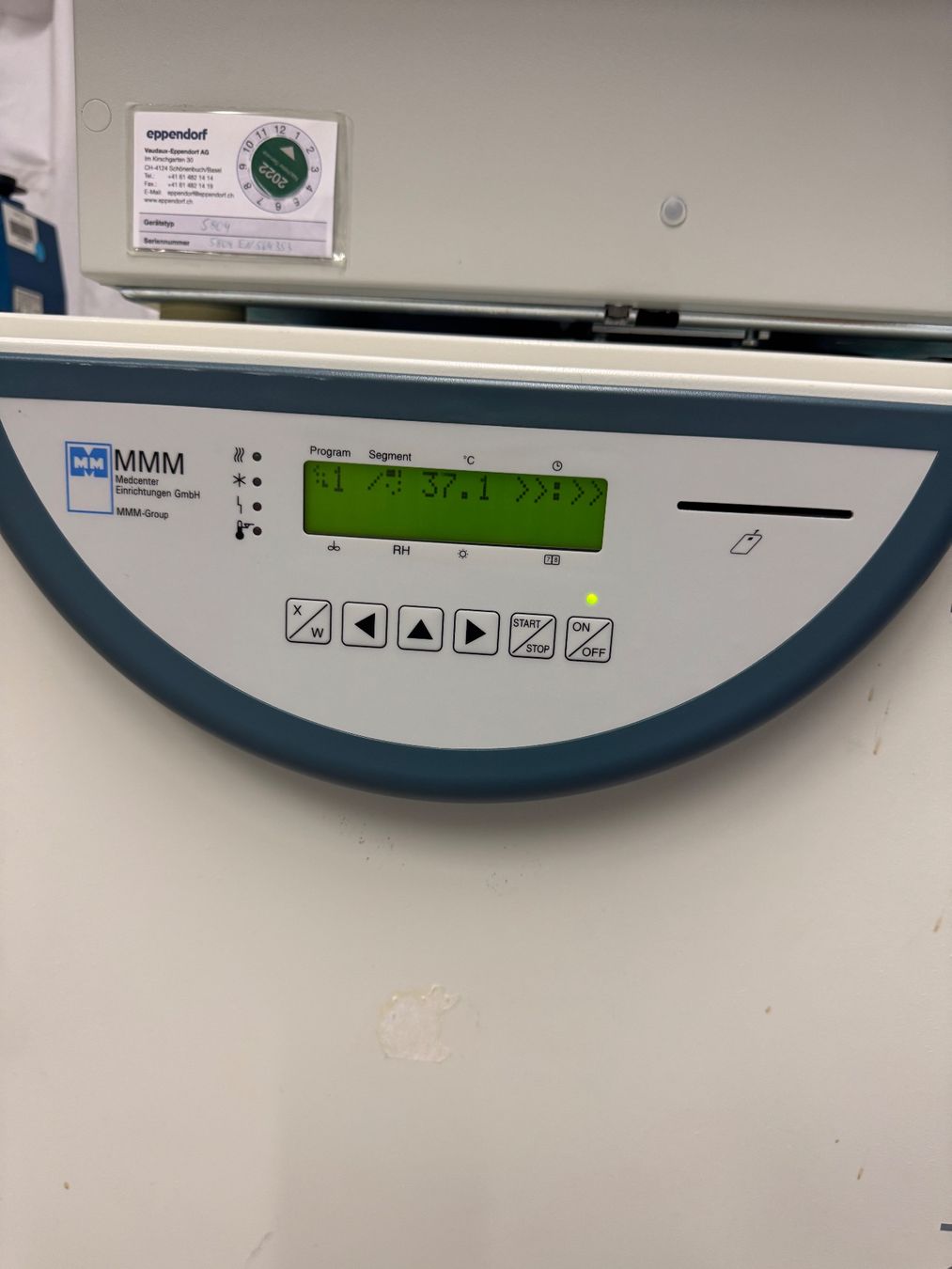 Medizinische Geräte: Enceinte de laboratoire MMM – Gebraucht aus Aarberg von SNLiquidation 1