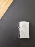 Zippo Feuerzeug Chrome Gravur FINGER WEG guter Zustand