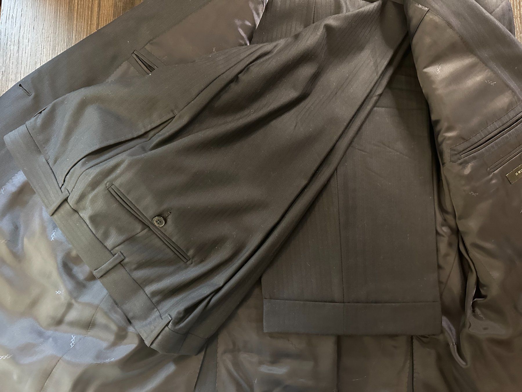 Lotti di vestiti: Zegna Suit Men – Usato da Lugano venduto da LudovicoSwiss 1
