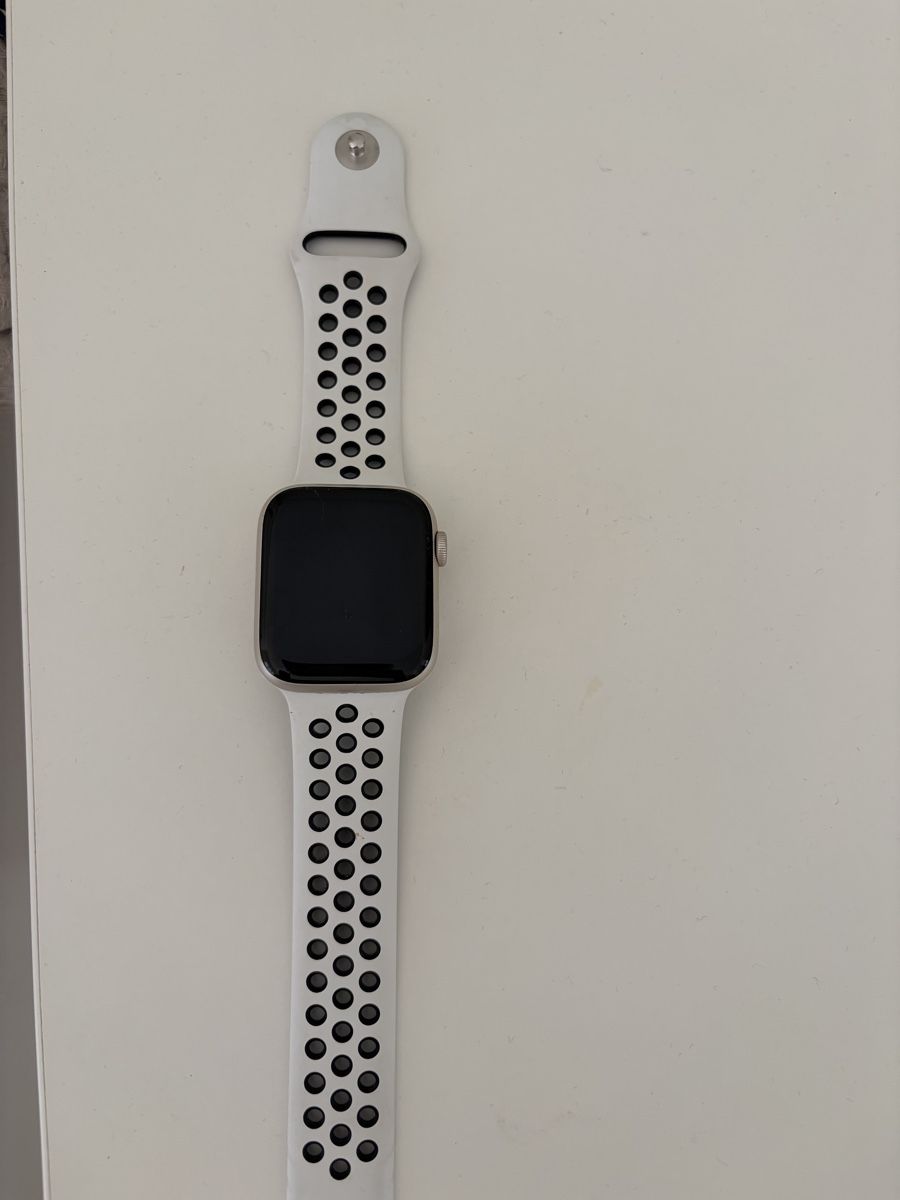 Apple Smartwatch: Apple Watch  – Gebraucht aus Pratteln von yan_g6c7