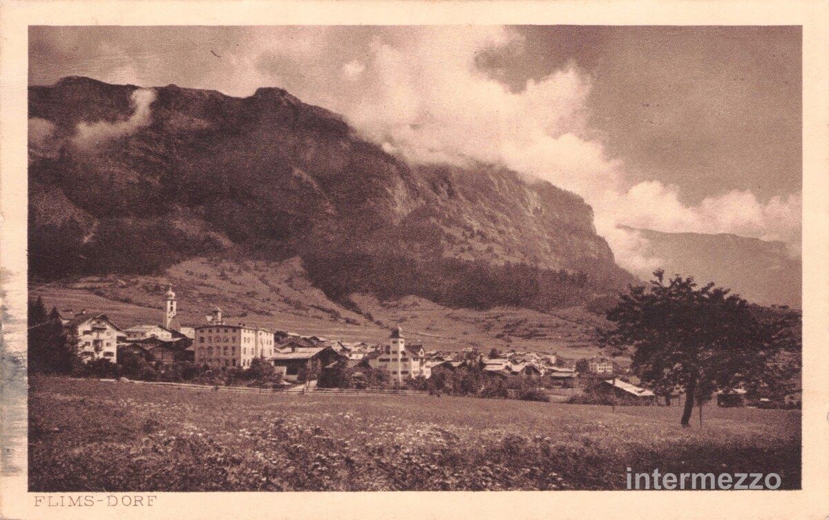 Cartes postales: Flims GR // 1920 Dorf noch dünn bebaut – D'occasion à Basel par intermezzo12
