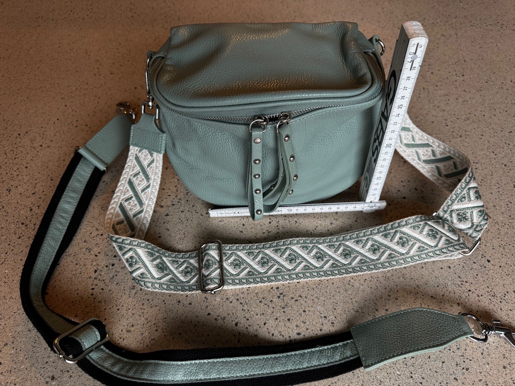 Taschen für Damen: Tolle Tasche – Neu (gemäss Beschreibung) aus Uerkheim von erdf 2