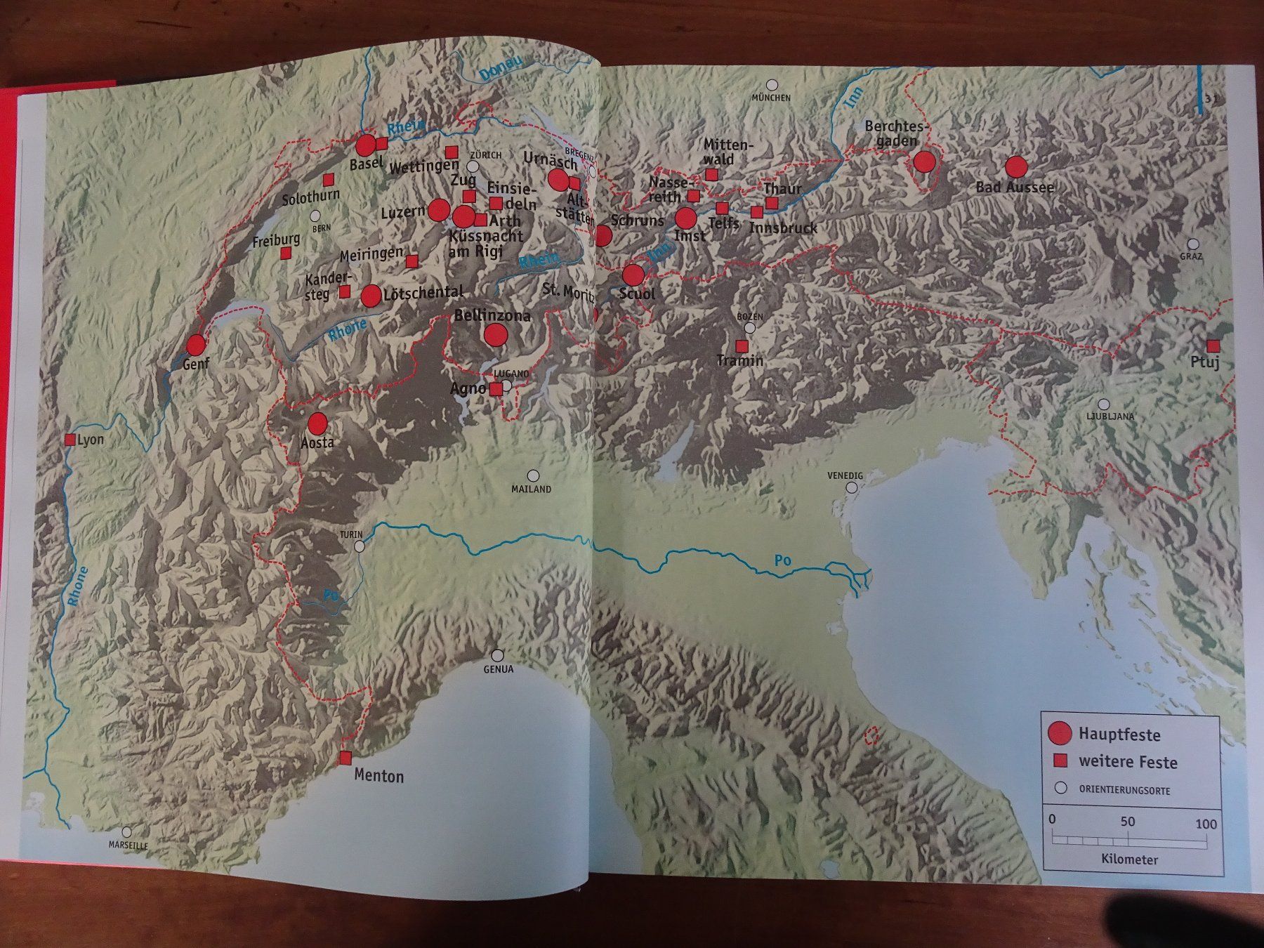 Libri: Feste im Alpenraum – Usato da männedorf venduto da purzelchen 3