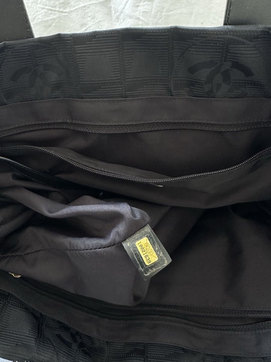 Chanel Borse da donna: vintage Chanel bag – Usato da Fribourg venduto da vale.vas 8