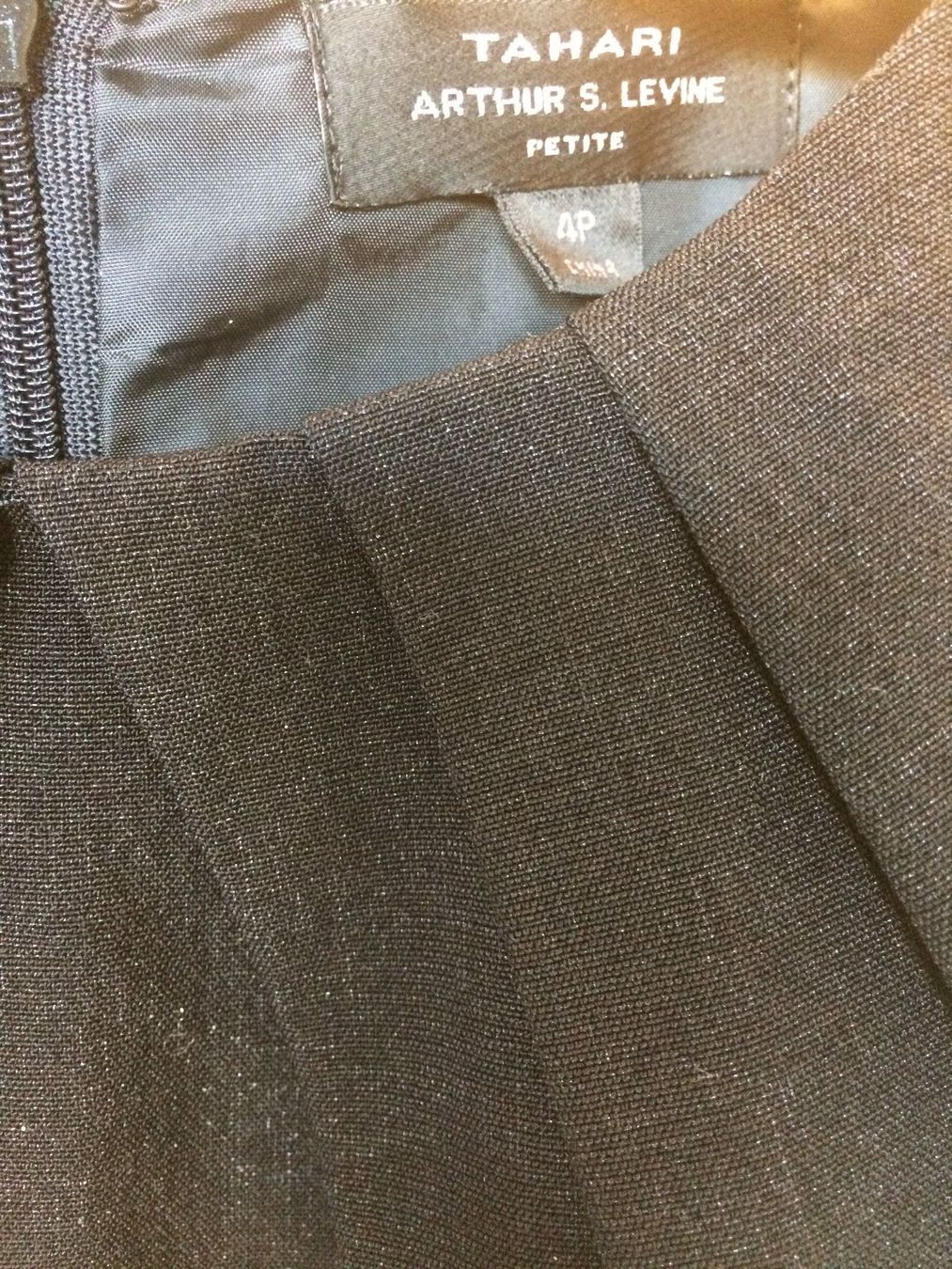 Kleider: Elegantes schwarzes Kleid Designer Arthur Levine – Gebraucht aus Horgen von zur_jq85 2