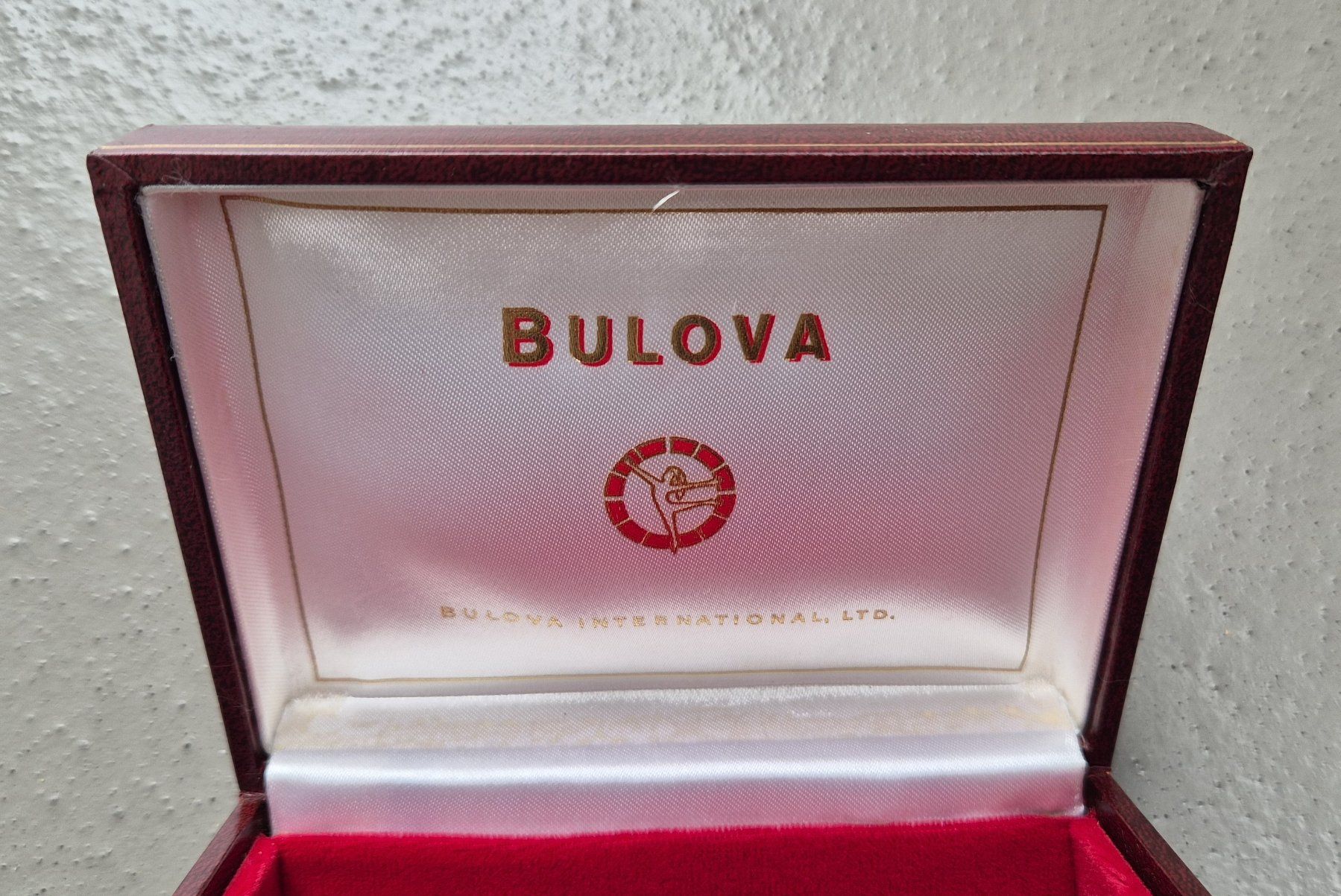 Bulova Scatole porta orologi: alte Uhrenschachtel BULOVA – Usato da Zürich venduto da brinkosos 6