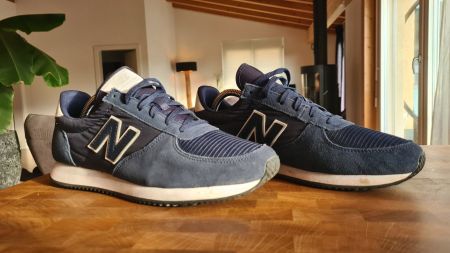 New balance 2025 u220 43