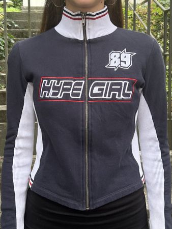 Sweatjacke im Y2K Style