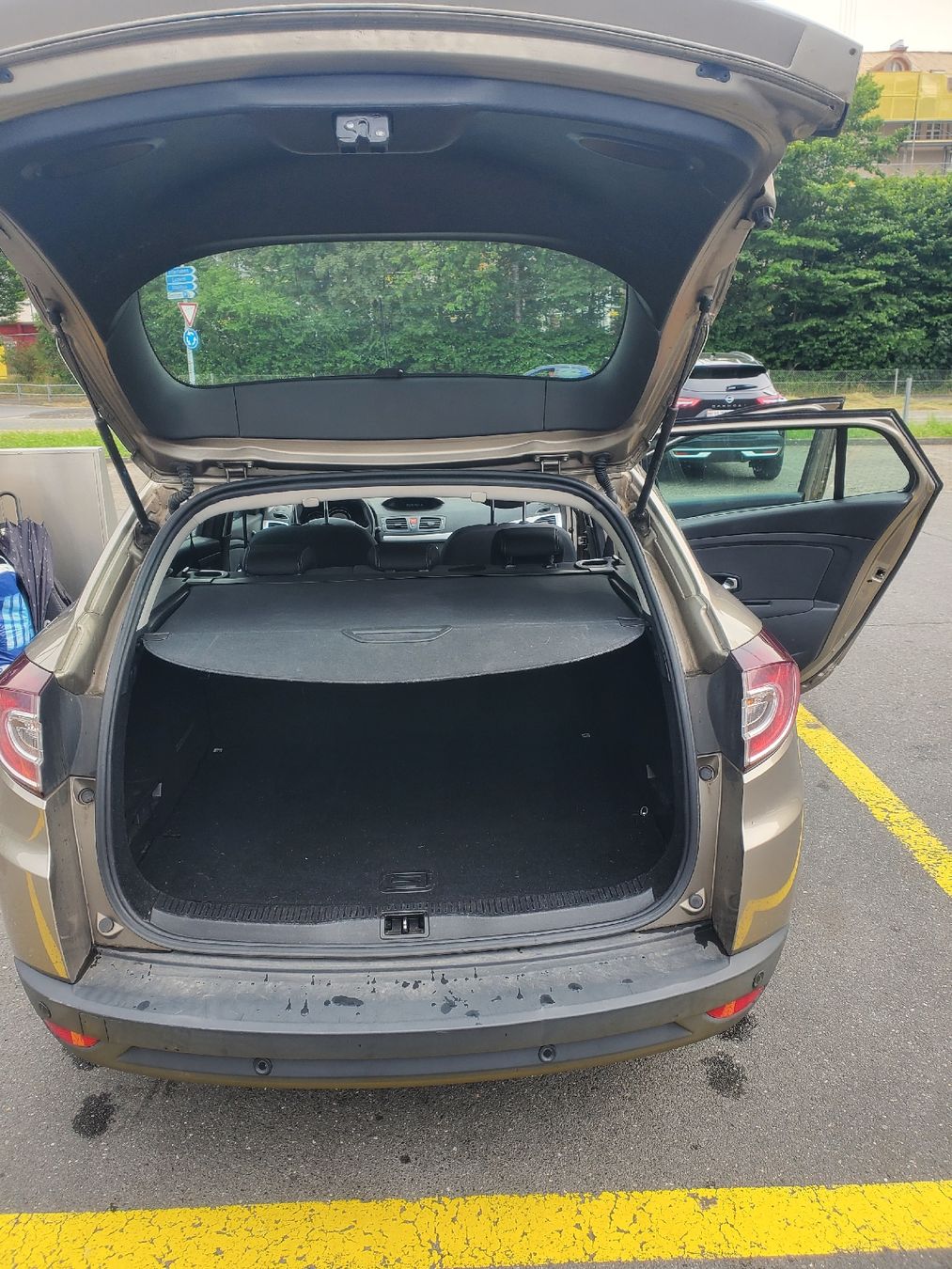 Renault Automobili: Renault Megane TCe 130 – Usato da Kriens venduto da simonbartoschek 9