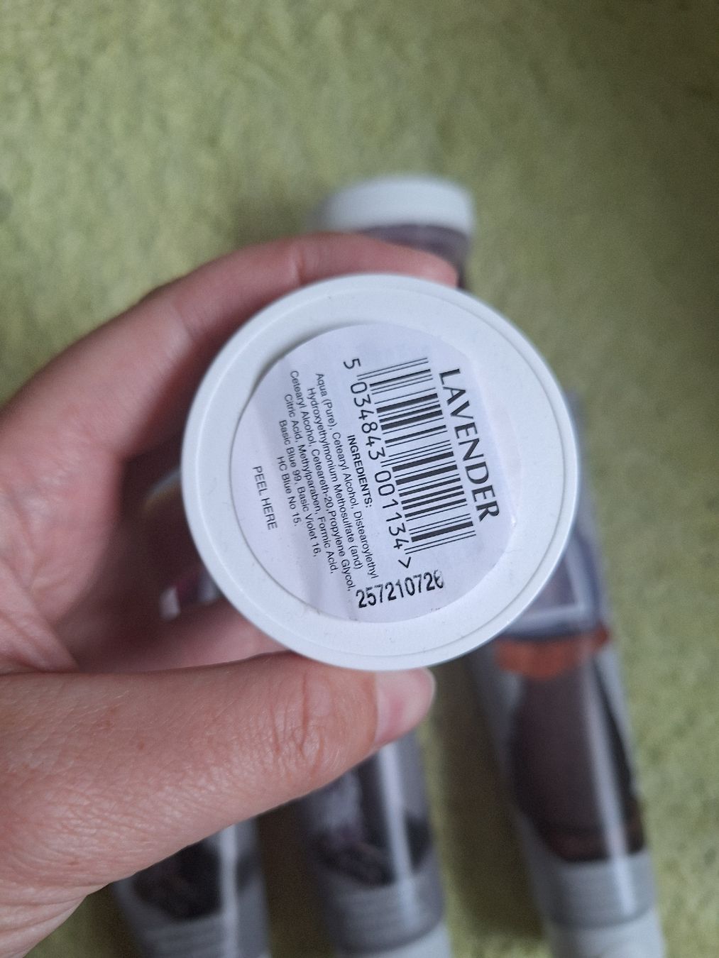 Färbemittel: Semipermanente Haarfarbe – Gebraucht aus Poschiavo von ram_mf6f 1