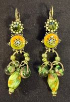 Boucles d'oreilles fantaisie vertes et dorées vintage!