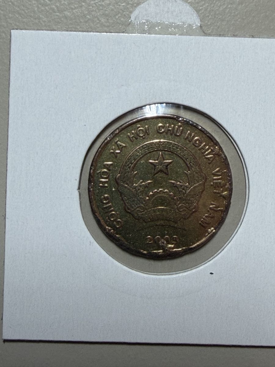 Tutti le monete: Vietnam - 2000 dong - 2003 – Usato da Payerne venduto da Mike1682 1