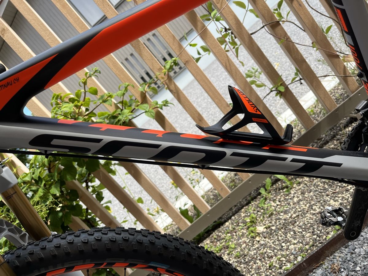 Scott Vélos: MTB Scott Scale 700 Premium – D'occasion à Nänikon par Delonghi 4