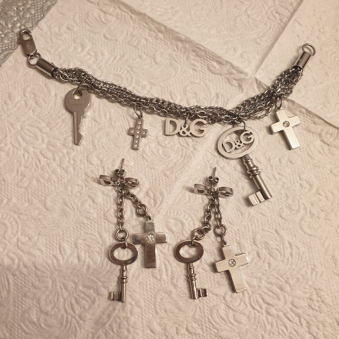 Sonstiger Schmuck: Dolce & Gabbana Schmuck Set, ungetragen – Neu (gemäss Beschreibung) aus Neuendorf von DeSiriA