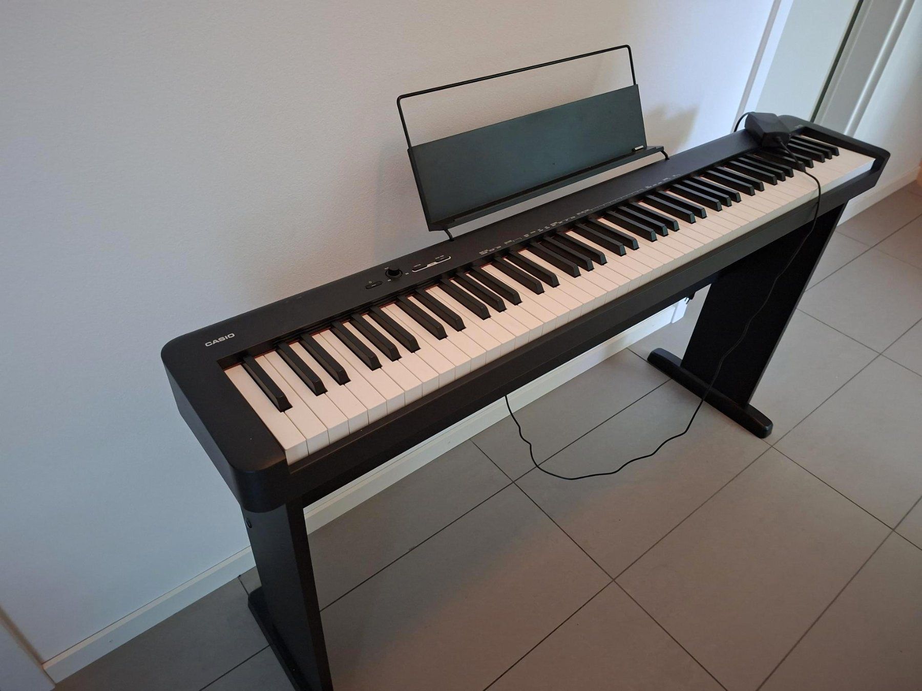 Casio Strumenti musicali: Piano Numérique Casio CDP-100 avec stand – Usato da Yverdon-les-Bains venduto da Fabianfab 2