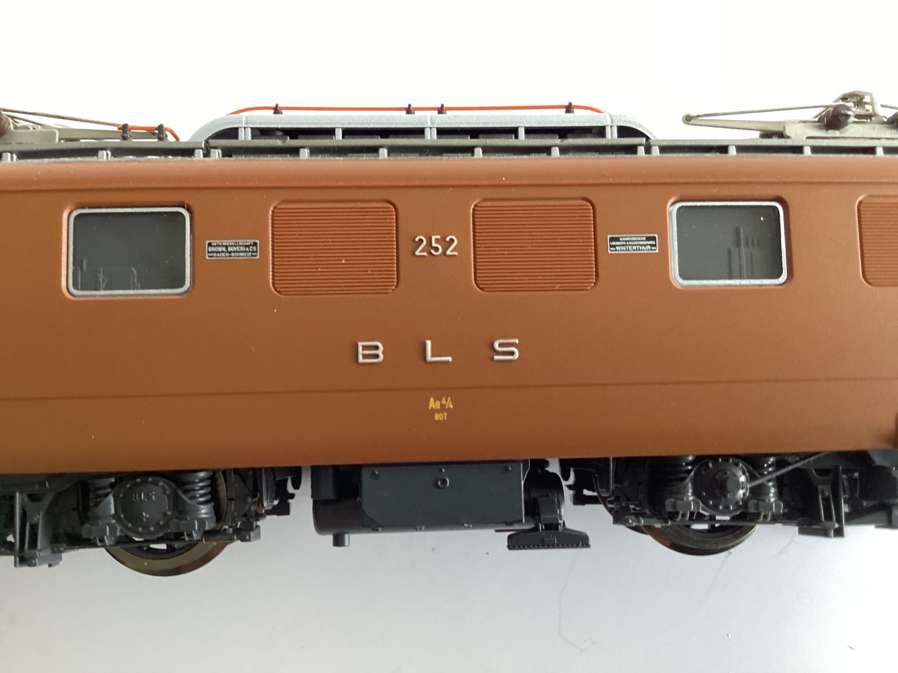 Roco Modellini di ferrovie: Roco 63883 BLS Ae 4/4 252 H0 1:87 – Usato da Effretikon venduto da simtek_de 4