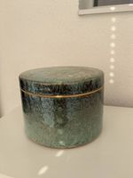 Boîte décorative en porcelaine verte