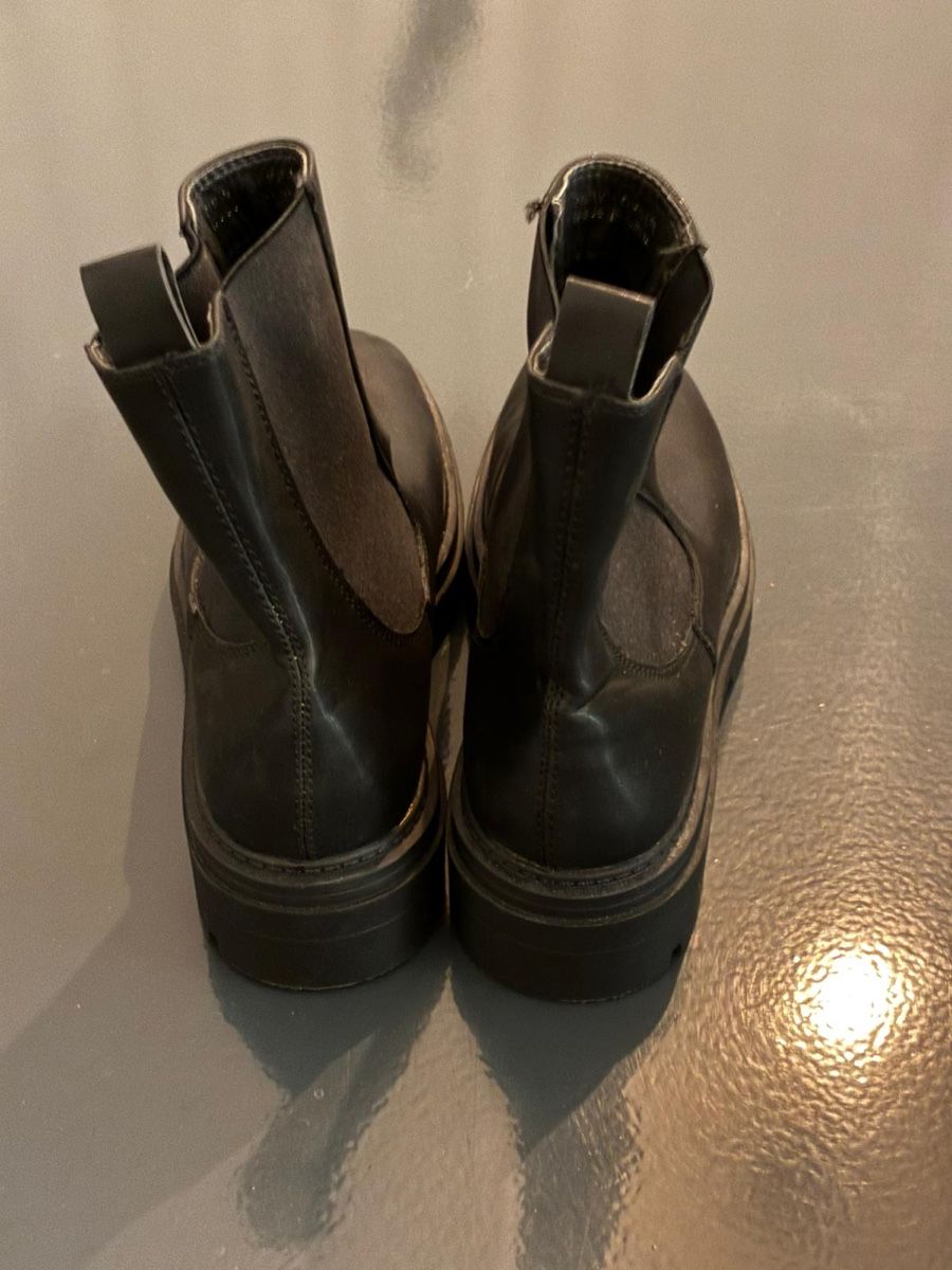 Damenschuhe: Schwarze Boots – Gebraucht aus Schlieren von James1010 4
