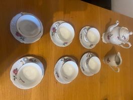 Kaffeeservice 6 Personen Porzellan mit Rosenmotiv guter Z...