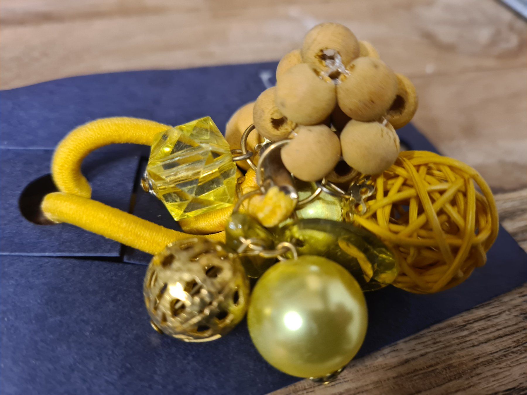 Accessori per capelli: Haar Gummi – Nuovo e nell'imballaggio originale da Amriswil venduto da used2use 1