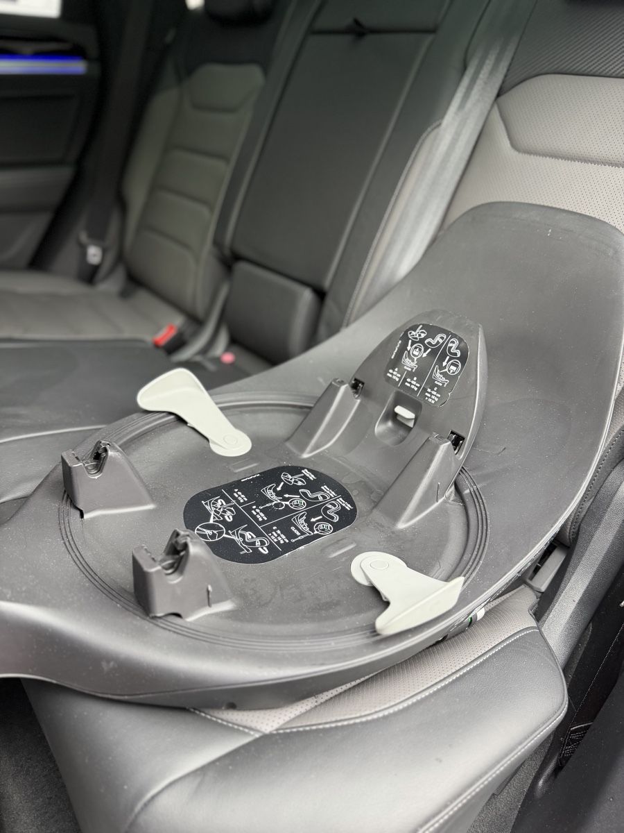 Cybex Seggiolini per auto: Cybex Babyschale mit Isofixstation – Usato da Mauren venduto da Sascha_M 5