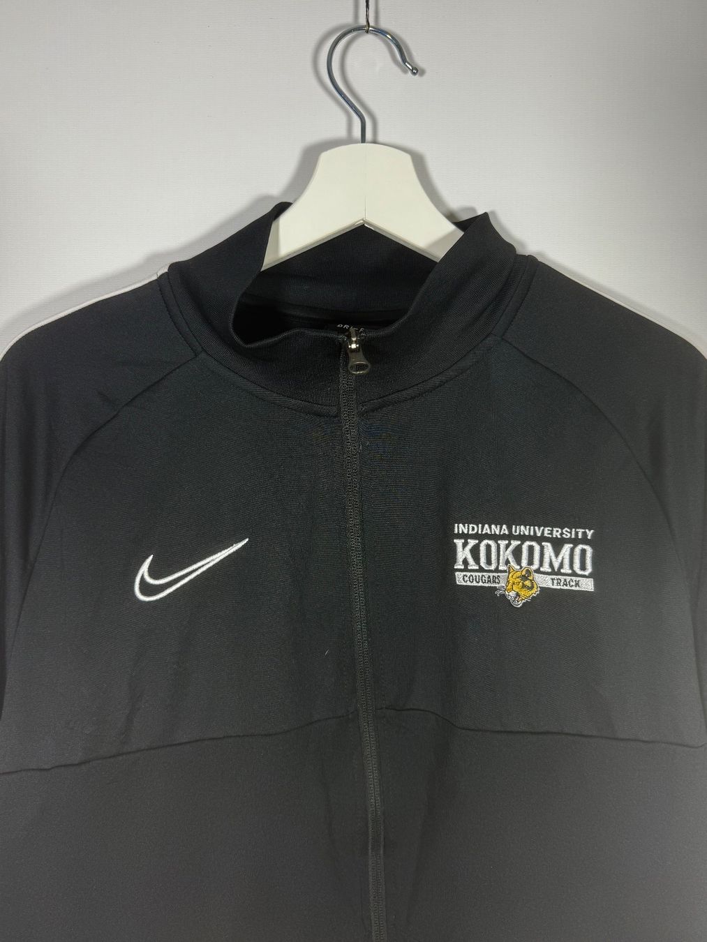 Nike Maglioni & Felpe: Nike Trainingsjacke L – Usato da Mühledorf BE venduto da ericgrunder_12 1