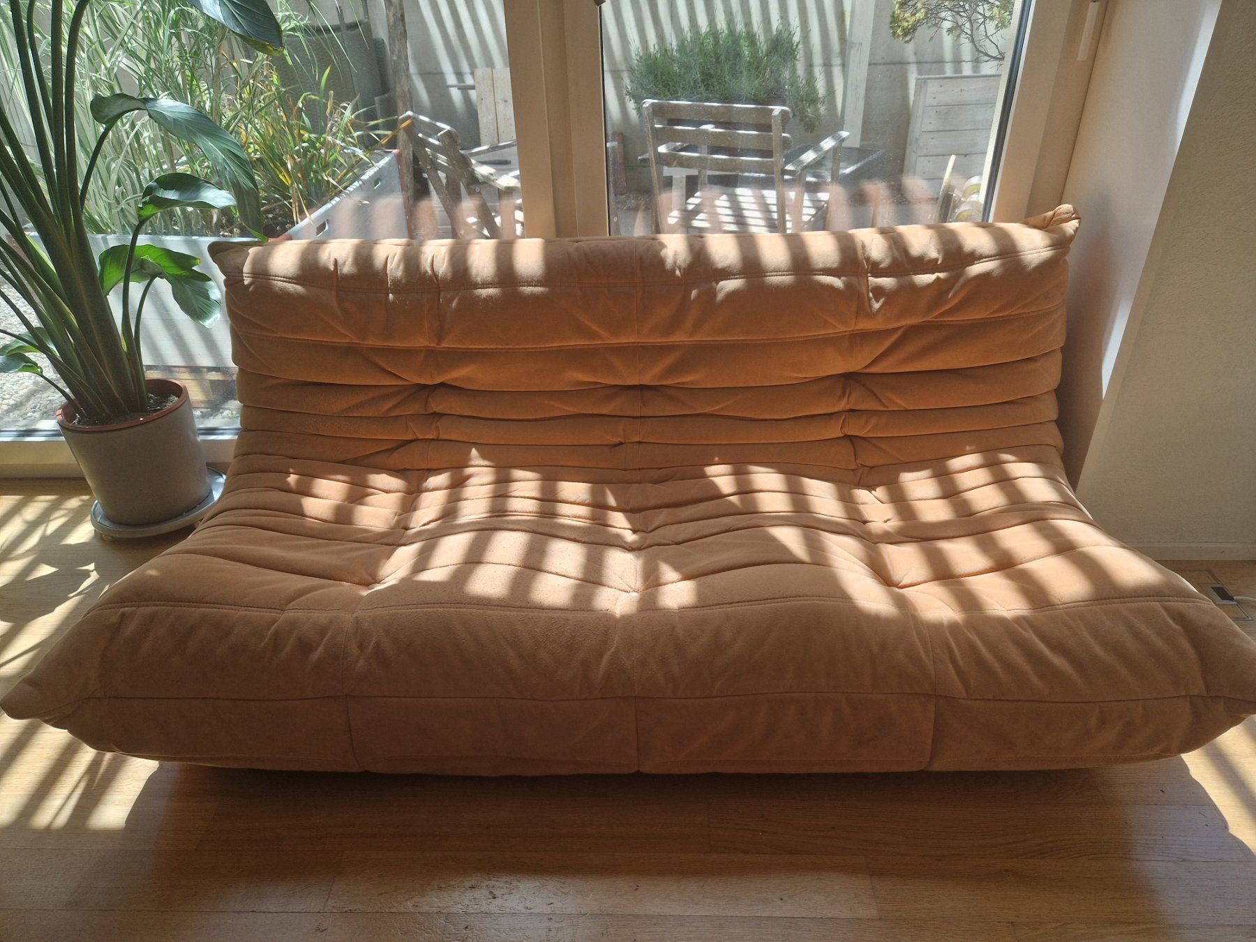 Ligne Roset Divani: Ducaroy ligne roset sofa 2 sitzer – Usato da Zürich venduto da suchasurf 2