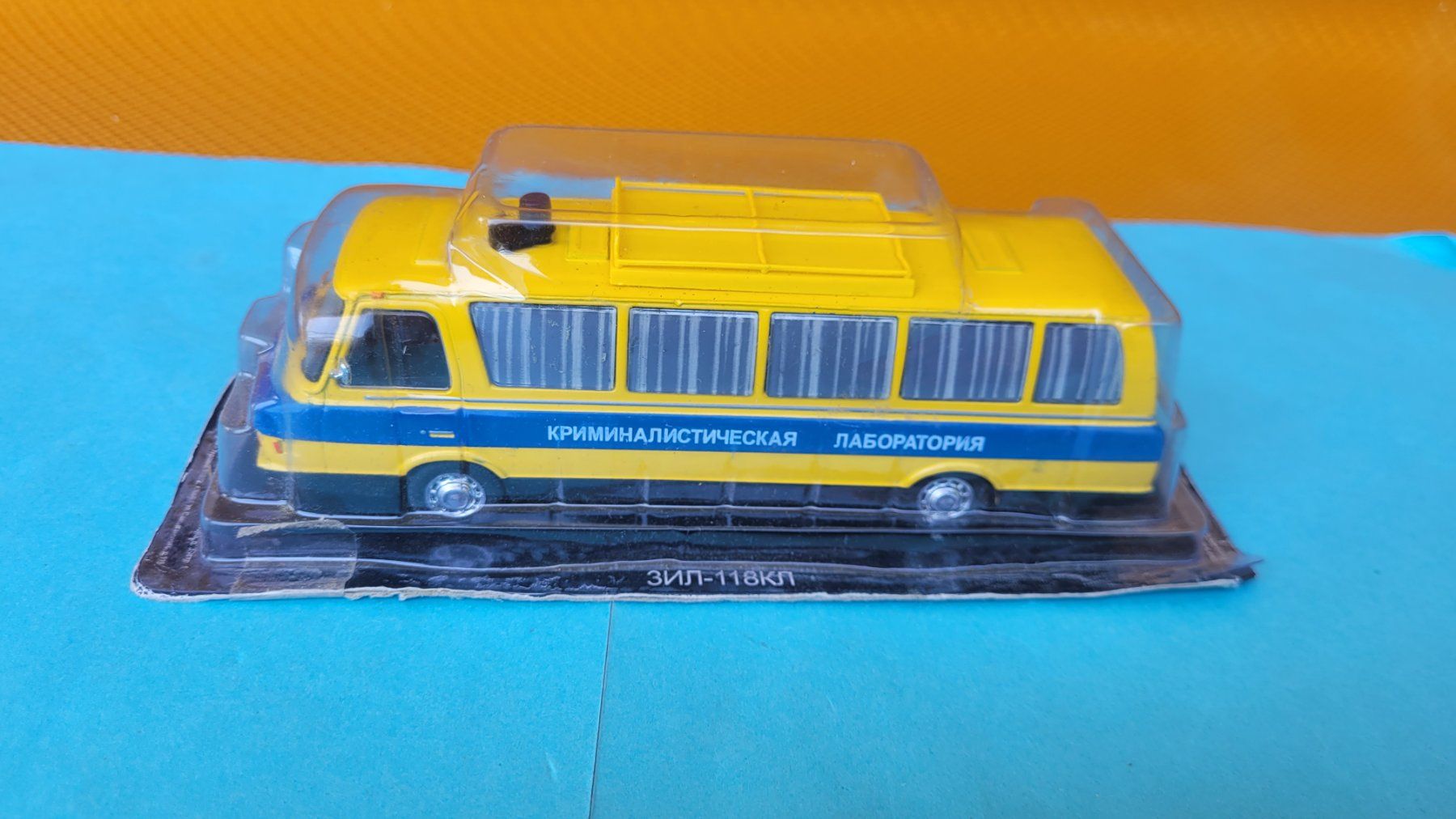 Modellini d'auto: Zil Junost Service antidrogue russe 1:43 DeA – Nuovo (secondo la descrizione) da Domdidier venduto da Bimbo57 1