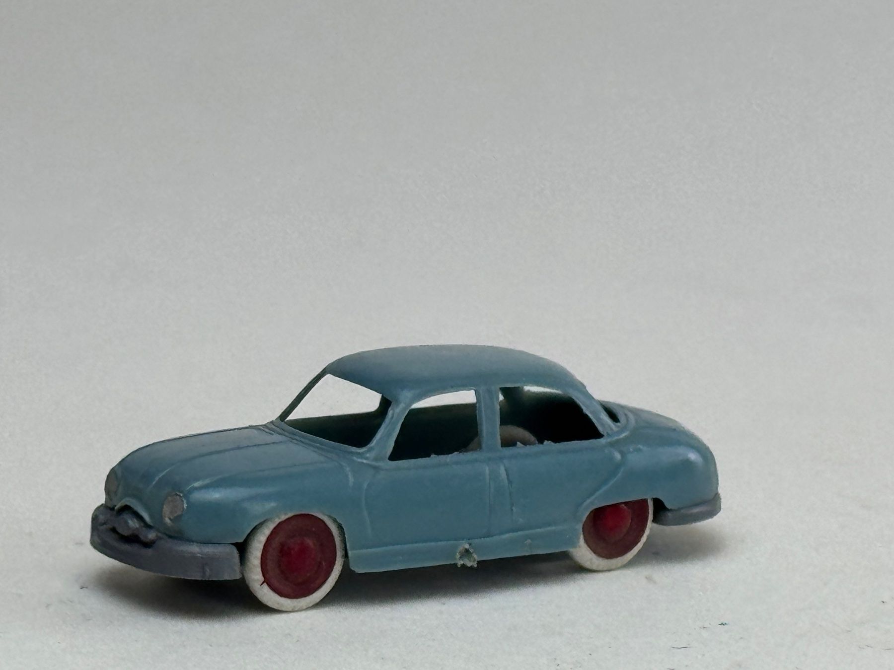 Peugeot Modellini d'auto: GB5- Jouef Panhard Dyna graublau – Usato da Elm venduto da Wikmtz