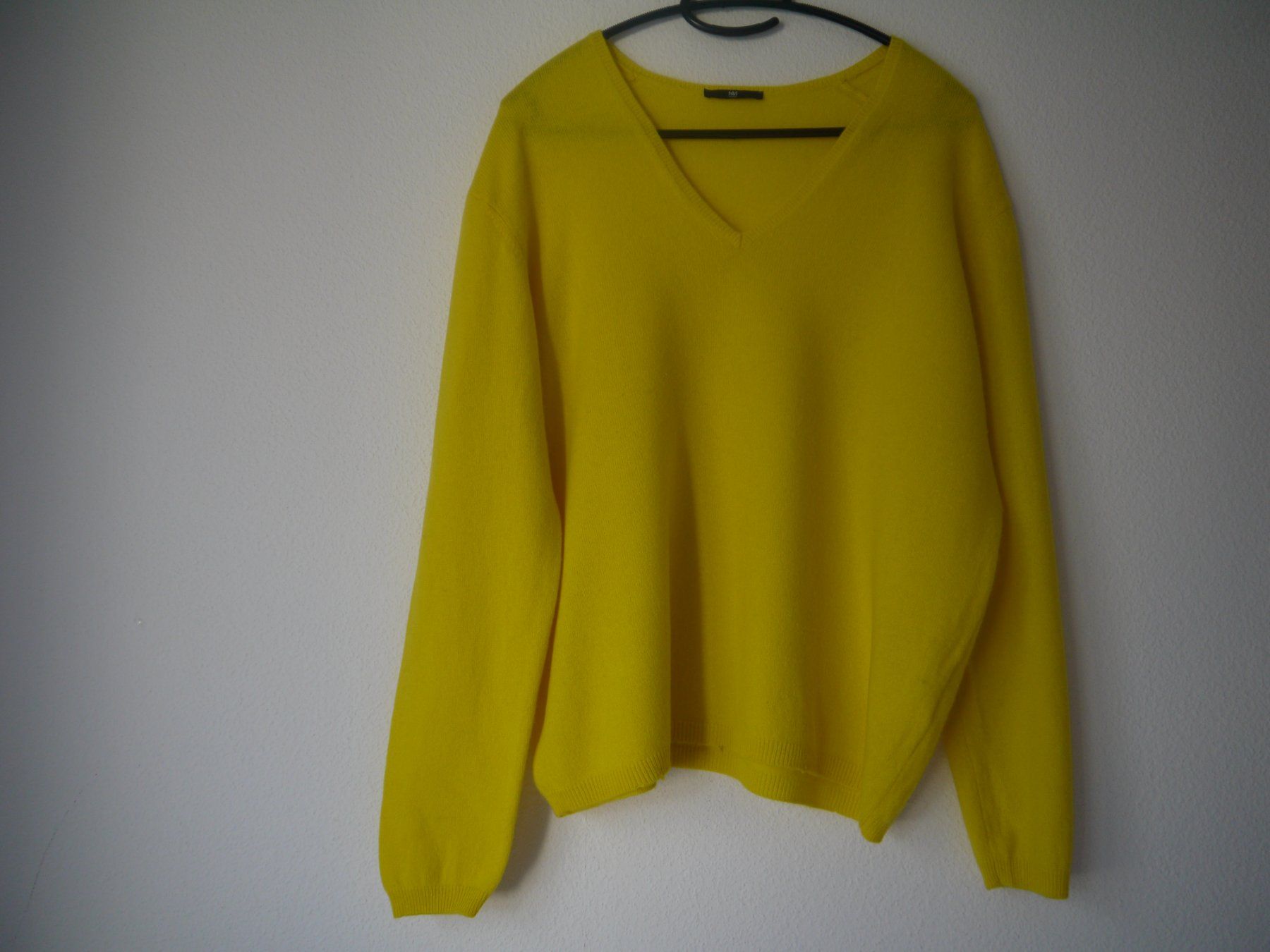 Pulls & Sweat-shirts: N & I Paris Pullover aus 100% Kaschmir Gr.4 – D'occasion à Hagendorn par Blaf