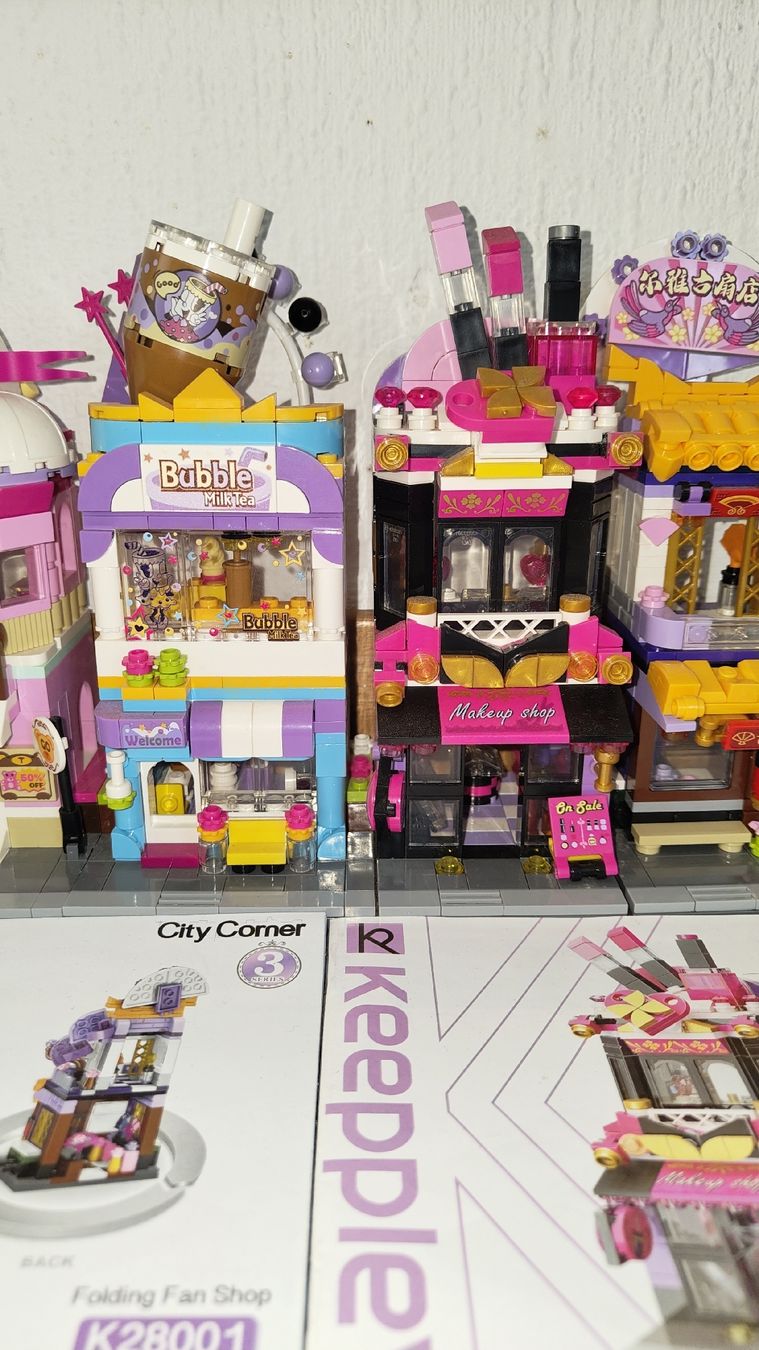 Kit di costruzioni: Keeppley City Corner Building Blocks 8 Sets  – Usato da Glattbrugg venduto da har_jgc7 5