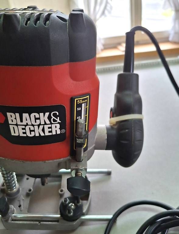 Tutte le macchine: Black & Decker KW850E Oberfräse + Fräser Set – Usato da Rüti ZH venduto da Liliane_market 6