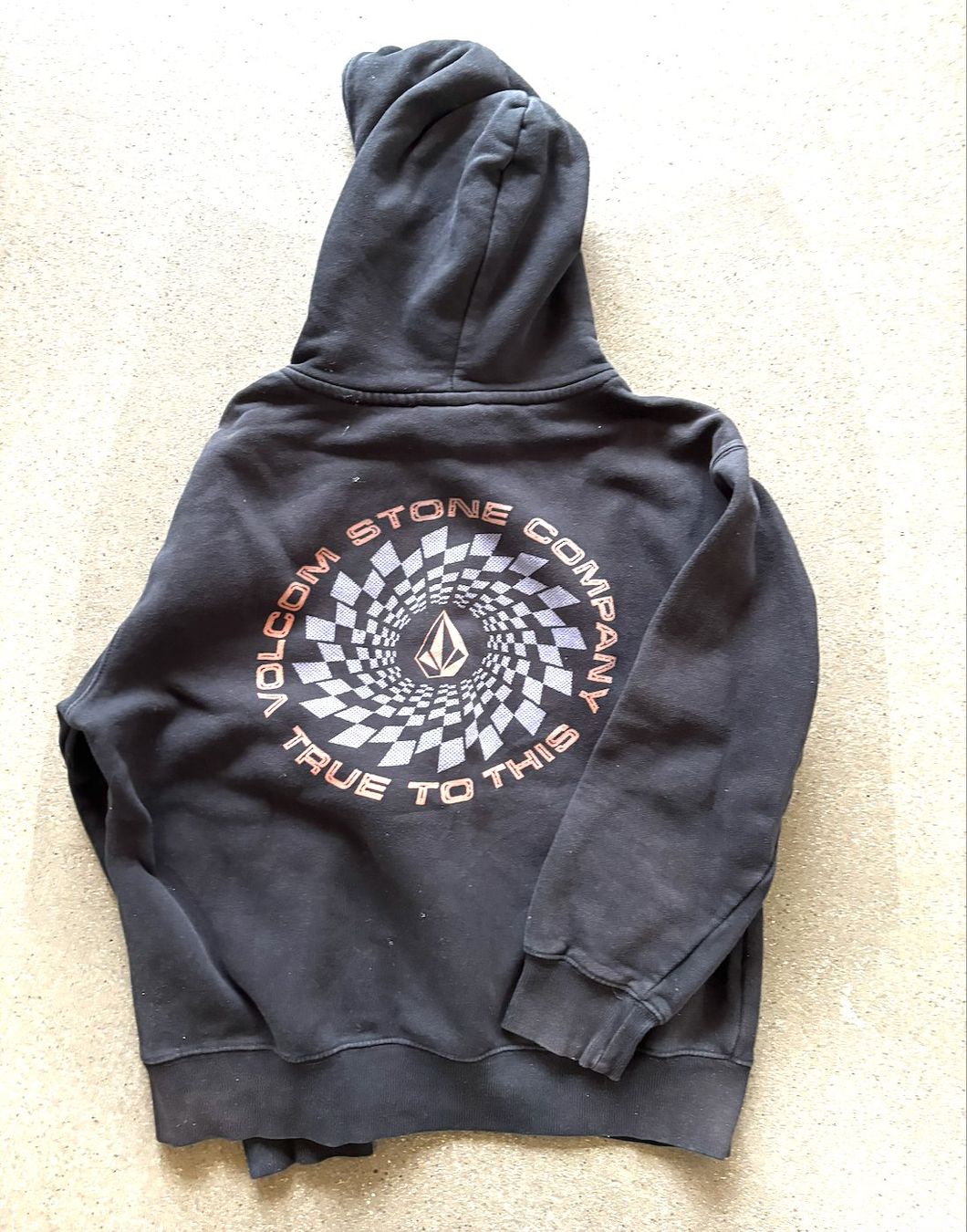 Pullover & Sweatshirts: Pull noir Volcom 12 ans – Gebraucht aus Ecublens VD von eraude01 1