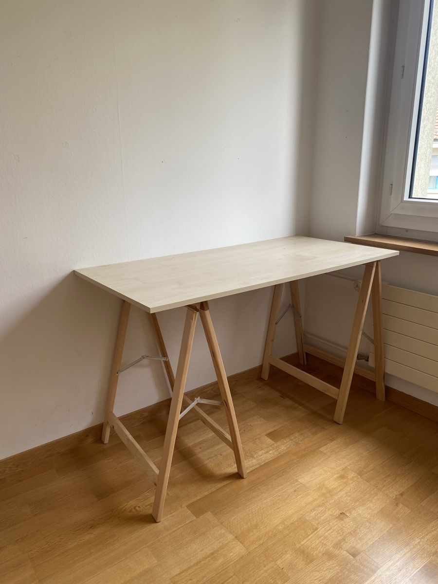 Scrivanie: Gratis Schreibtisch Holz – Nuovo (secondo la descrizione) da Bern venduto da moe_c2wj