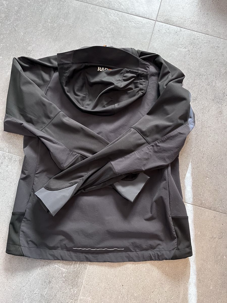 Peak Performance Giacche: Softshell Windstopper PeakPerformance – Usato da Boudry venduto da martin8mum 1