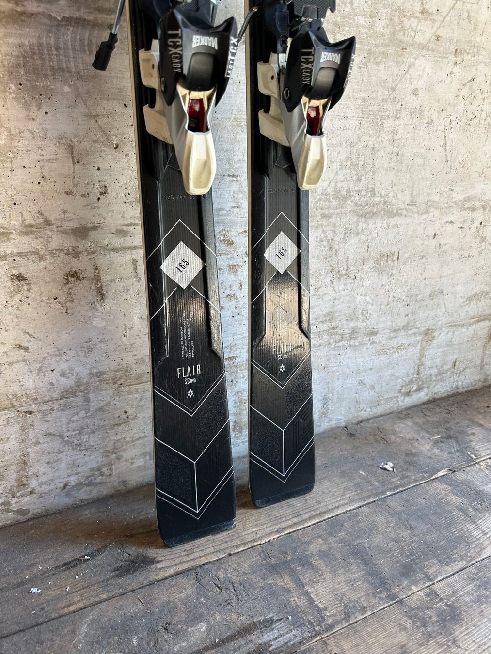 Völkl Skis: Völkl Flair SC Ski 165CM – Gebraucht aus Emmenbrücke von karkarkar 3